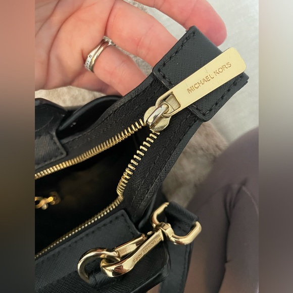 Michael Kors Satchel with Dust Bag - Picture 13 of 15